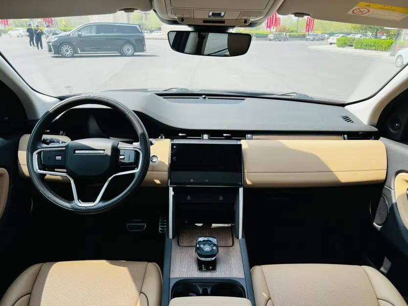 Land Rover Discovery Sport 2024 Performance Tech Edition — миниатюра 10