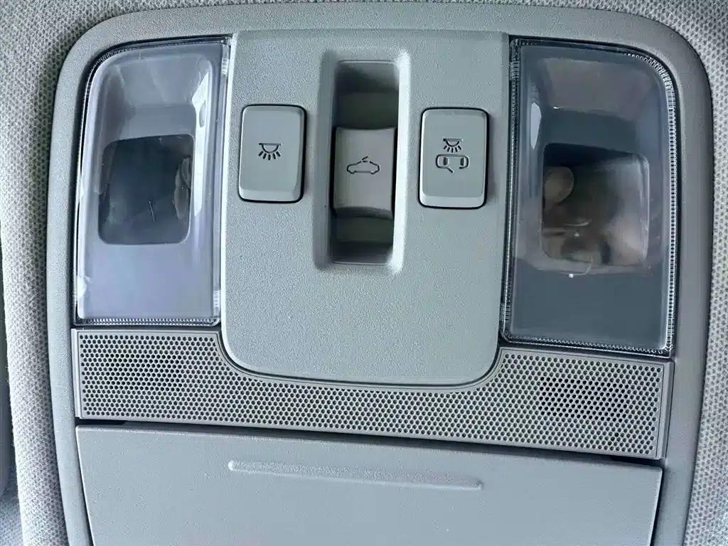 Kia K3 2021 Facelift 1.5L CVT Fashion Edition — миниатюра 17