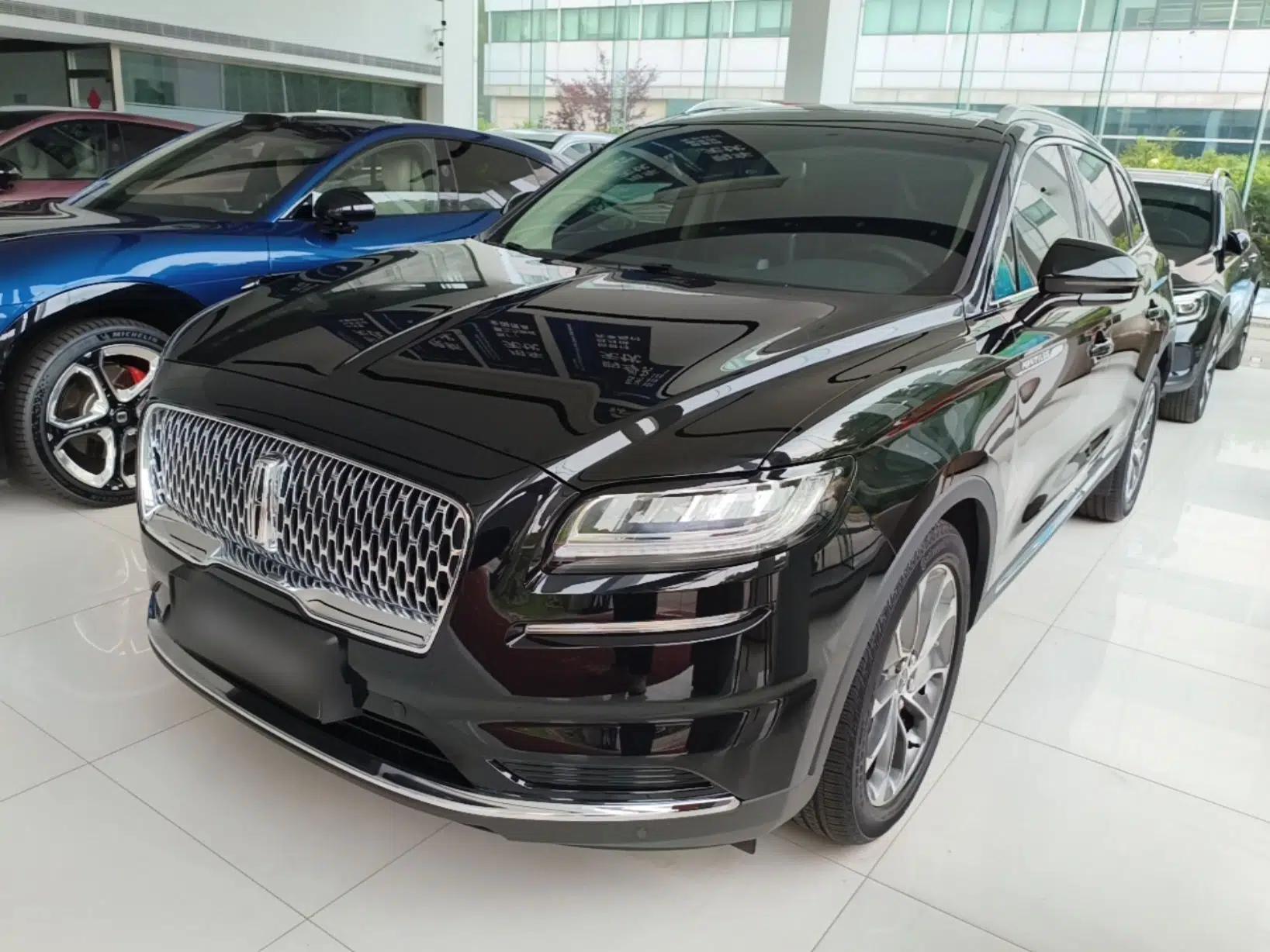 Lincoln Nautilus 2021 2.0T Four-Wheel Drive Luxury Edition — миниатюра 1