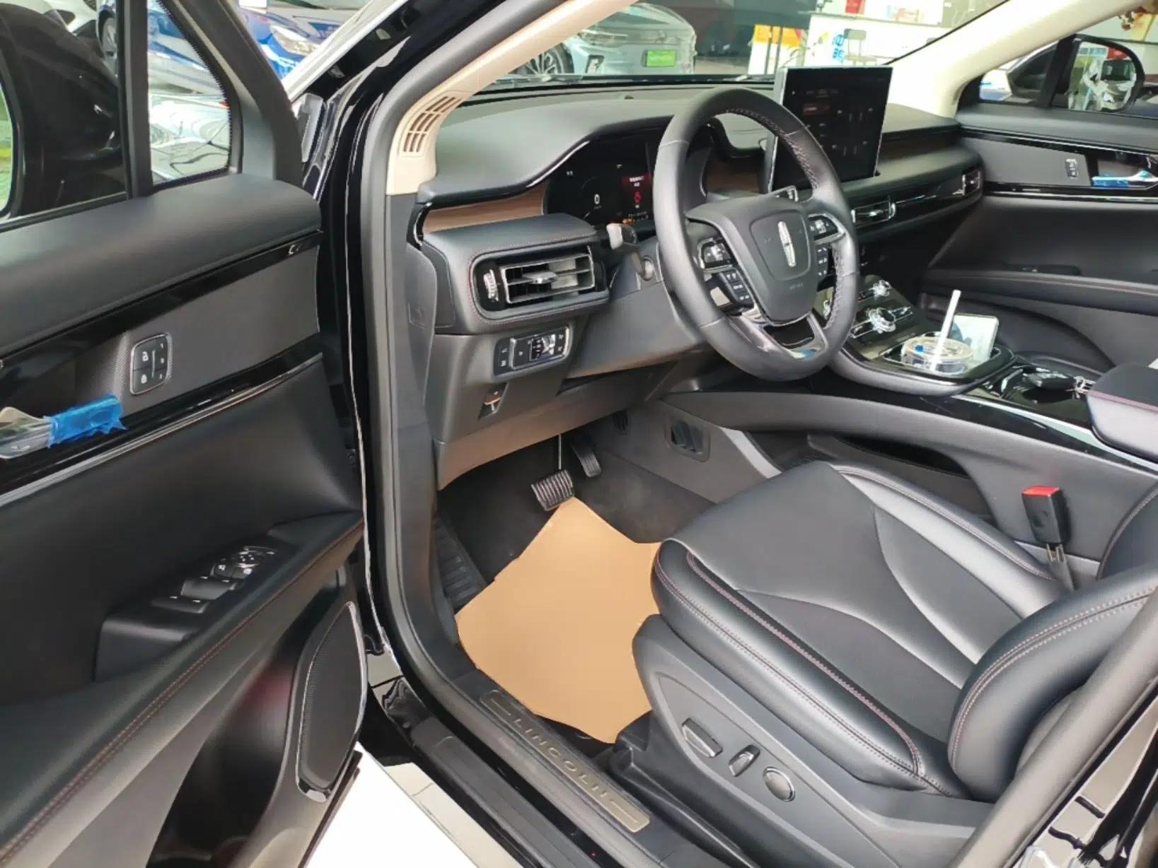 Lincoln Nautilus 2021 2.0T Four-Wheel Drive Luxury Edition — миниатюра 18