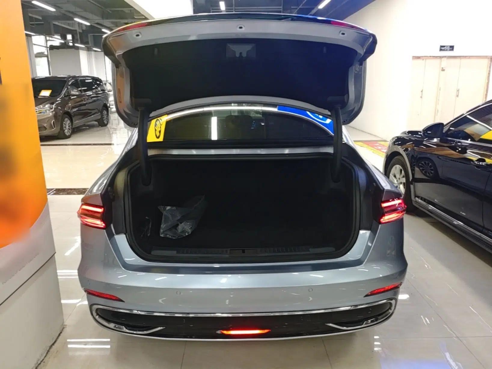 Lincoln Z 2022 iXiang Luxury Edition — миниатюра 28