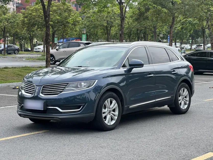 Lincoln MKX 2015 2.0T Two-Wheel Drive Deluxe Edition — миниатюра 1
