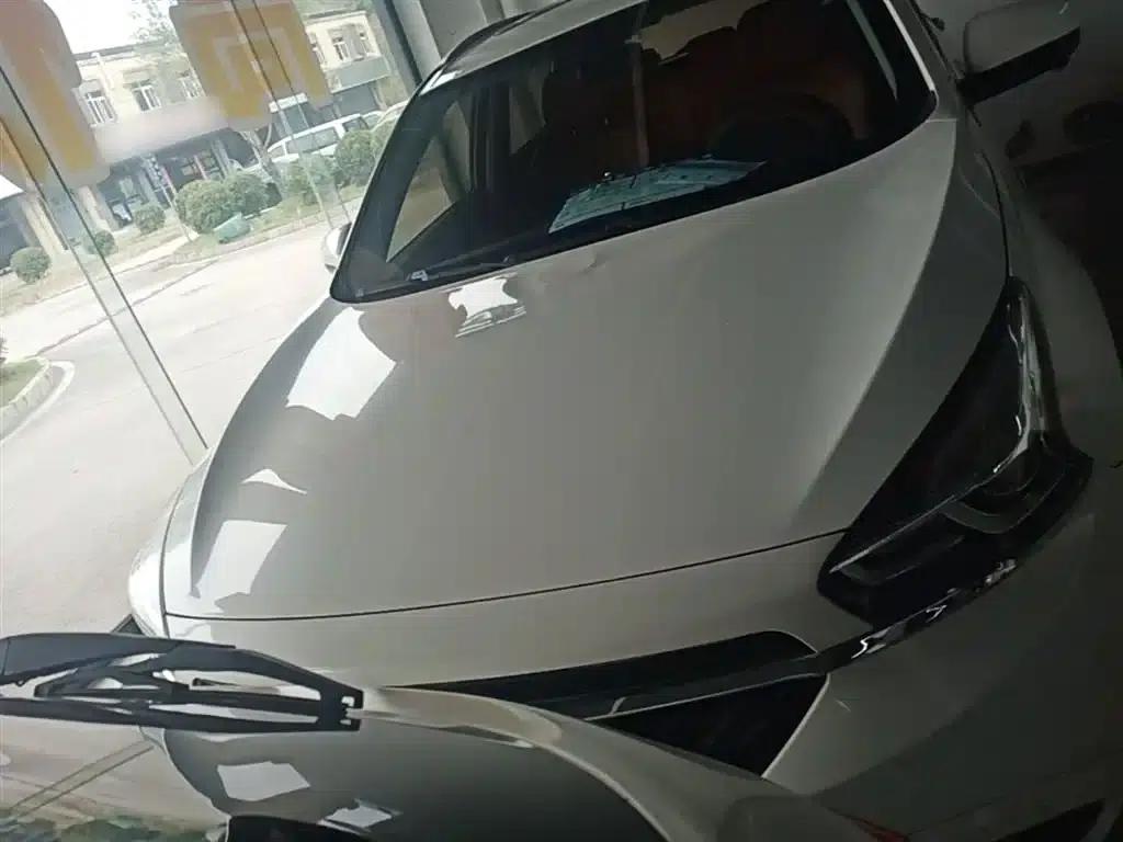 Chery Tiggo 7 2016 2.0L CVT Premium Edition — миниатюра 3