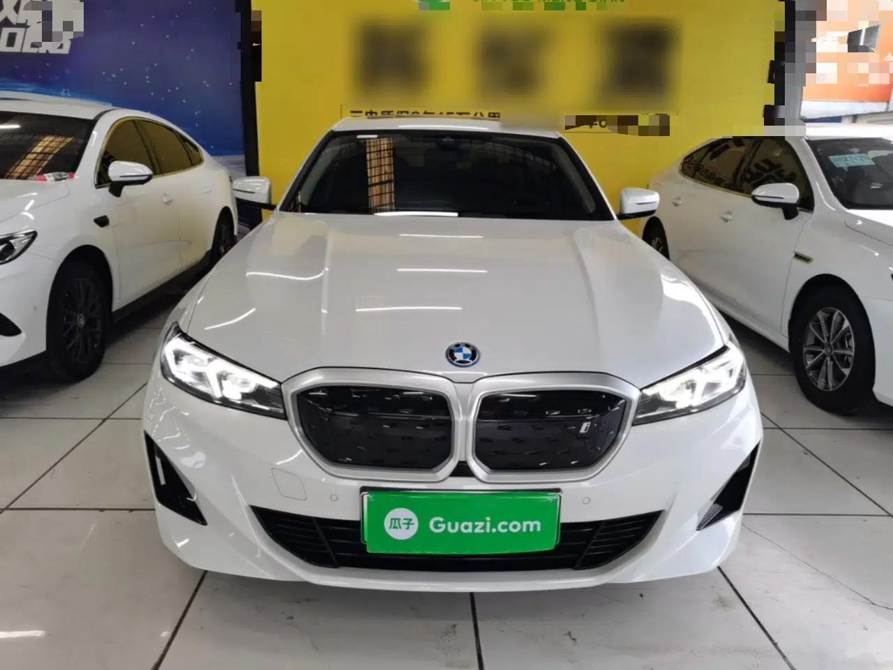 BMW i3 2024 eDrive 35 L — миниатюра 2