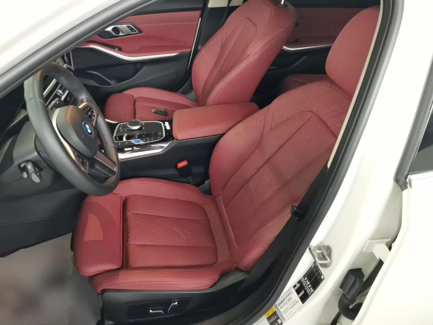 BMW i3 2024 eDrive 35 L — миниатюра 17
