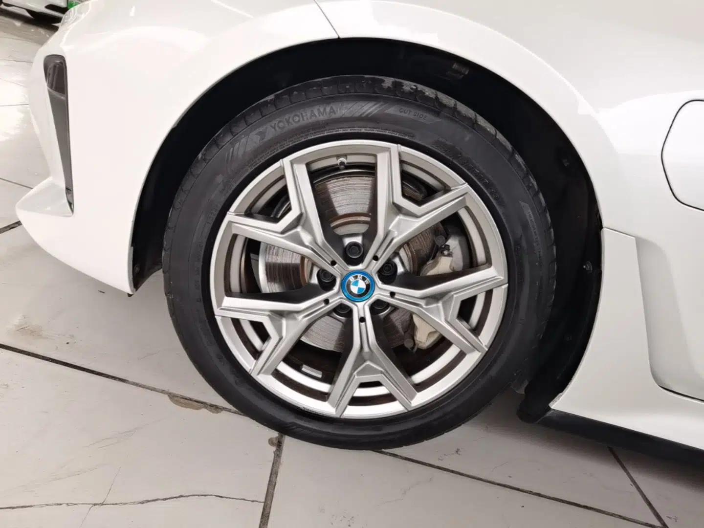 BMW i3 2024 eDrive 35 L — миниатюра 10