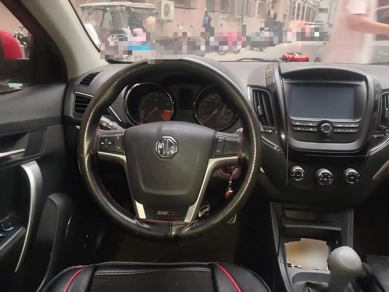 MG 5 2012 1.5L Manual Elite Edition — миниатюра 10