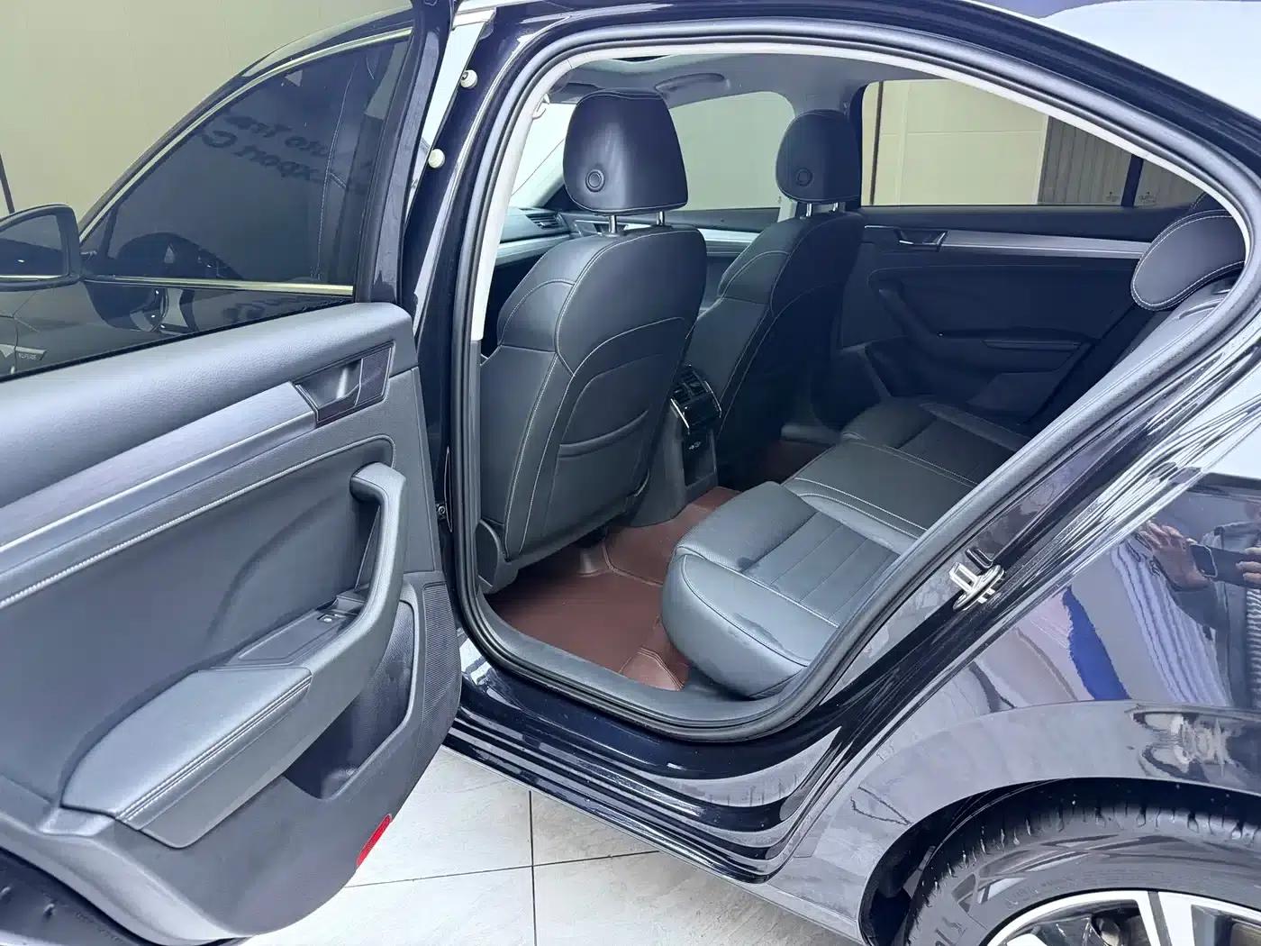 Superb 2024 TSI280 DSG Premium Edition — миниатюра 15