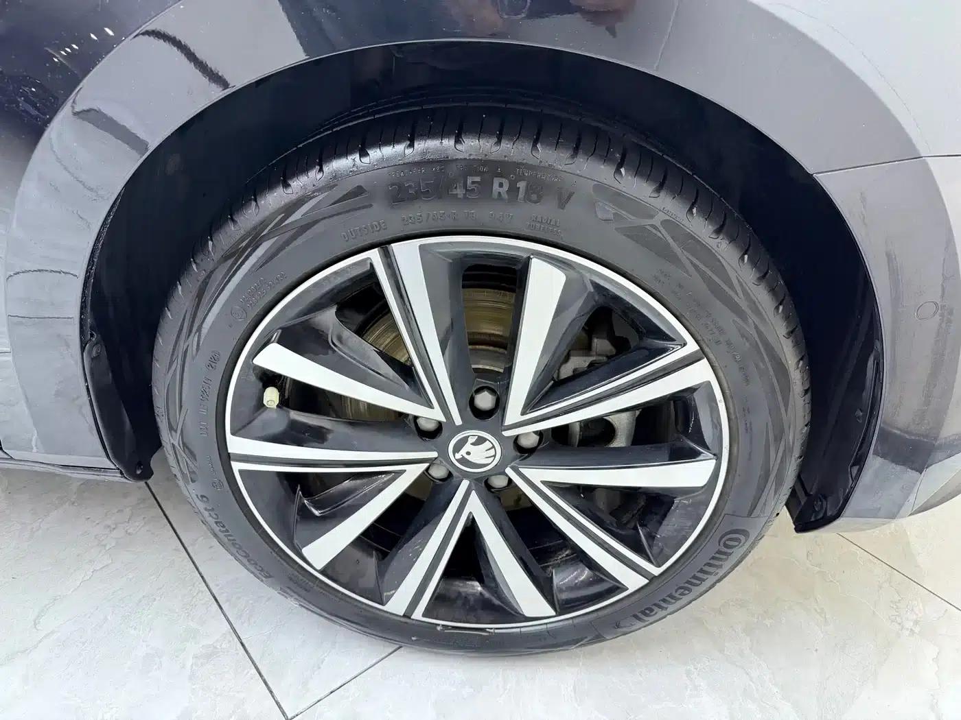 Superb 2024 TSI280 DSG Premium Edition — миниатюра 22