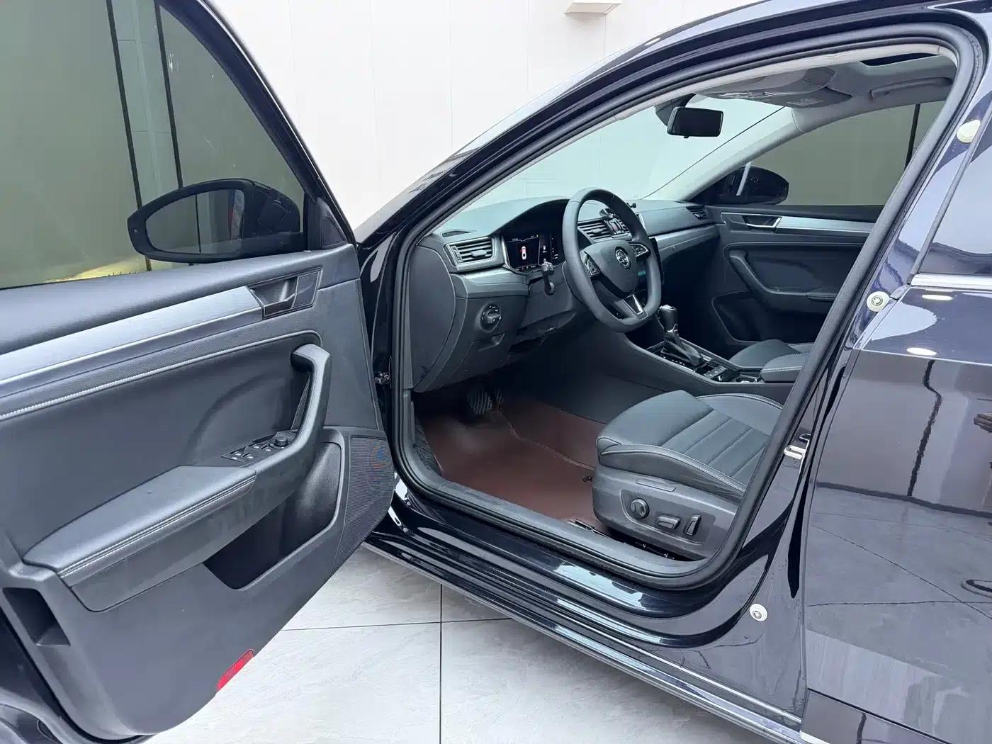 Superb 2024 TSI280 DSG Premium Edition — миниатюра 7