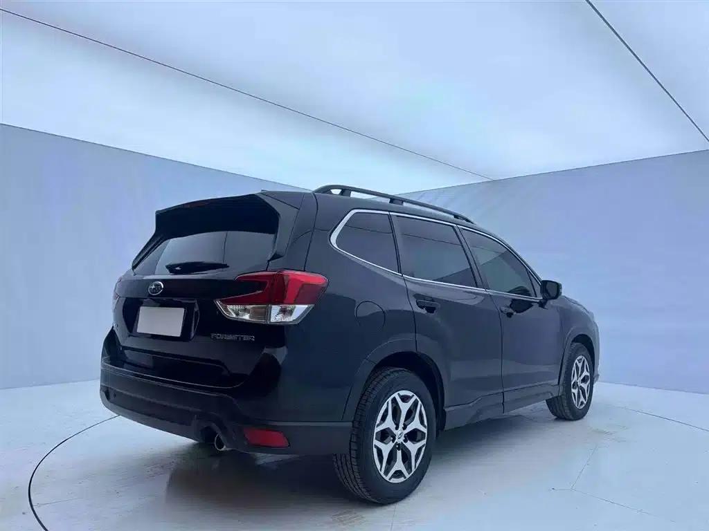 Forester 2022 2.0i AWD Luxury Edition EyeSight — миниатюра 4