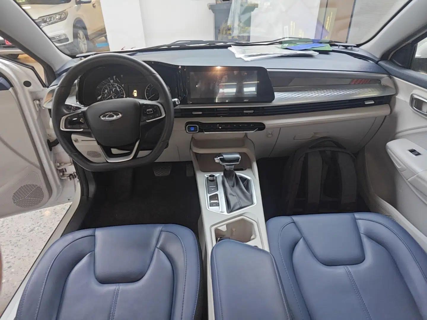 Chery Tiggo 3X 2023 1.5L CVT Shining Edition — миниатюра 12