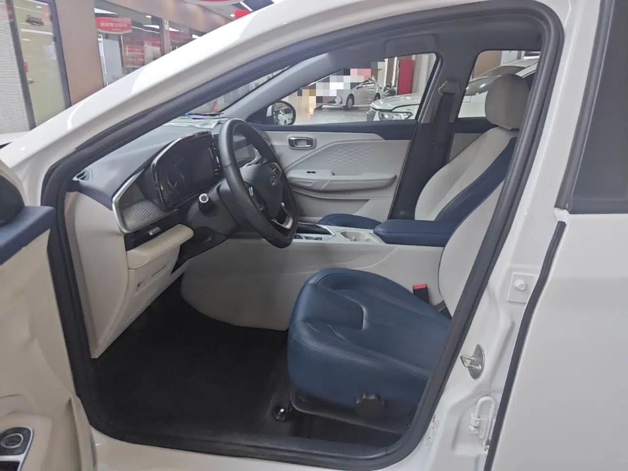 Chery Tiggo 3X 2023 1.5L CVT Shining Edition — миниатюра 18