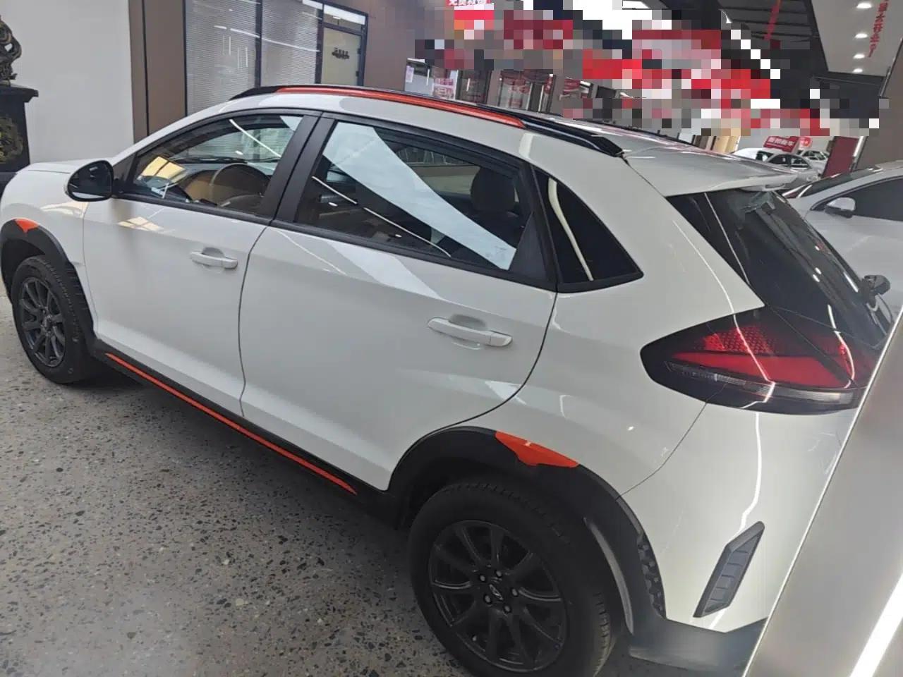 Chery Tiggo 3X 2023 1.5L CVT Shining Edition — миниатюра 4