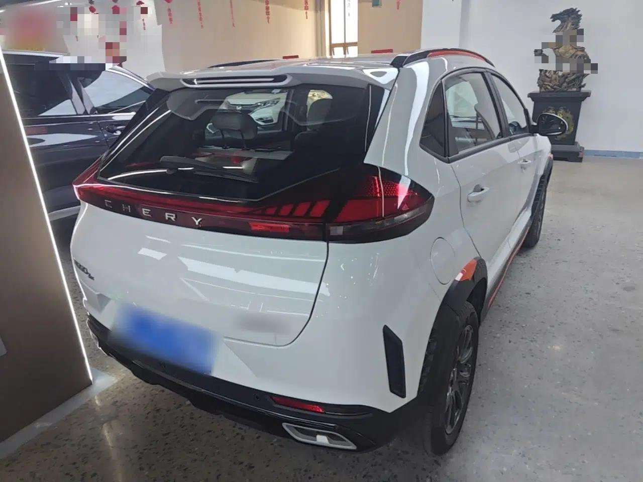 Chery Tiggo 3X 2023 1.5L CVT Shining Edition — миниатюра 6