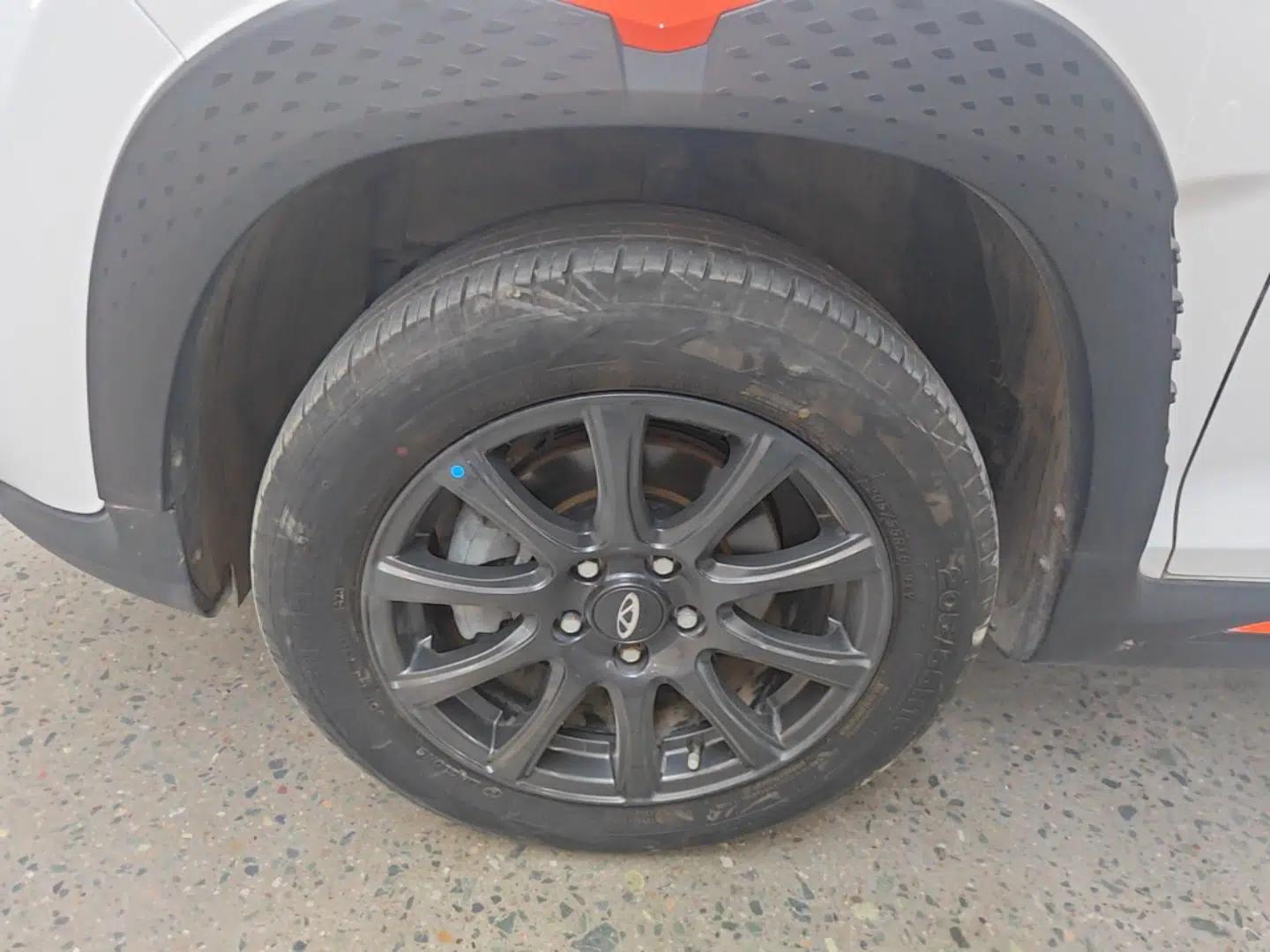 Chery Tiggo 3X 2023 1.5L CVT Shining Edition — миниатюра 10