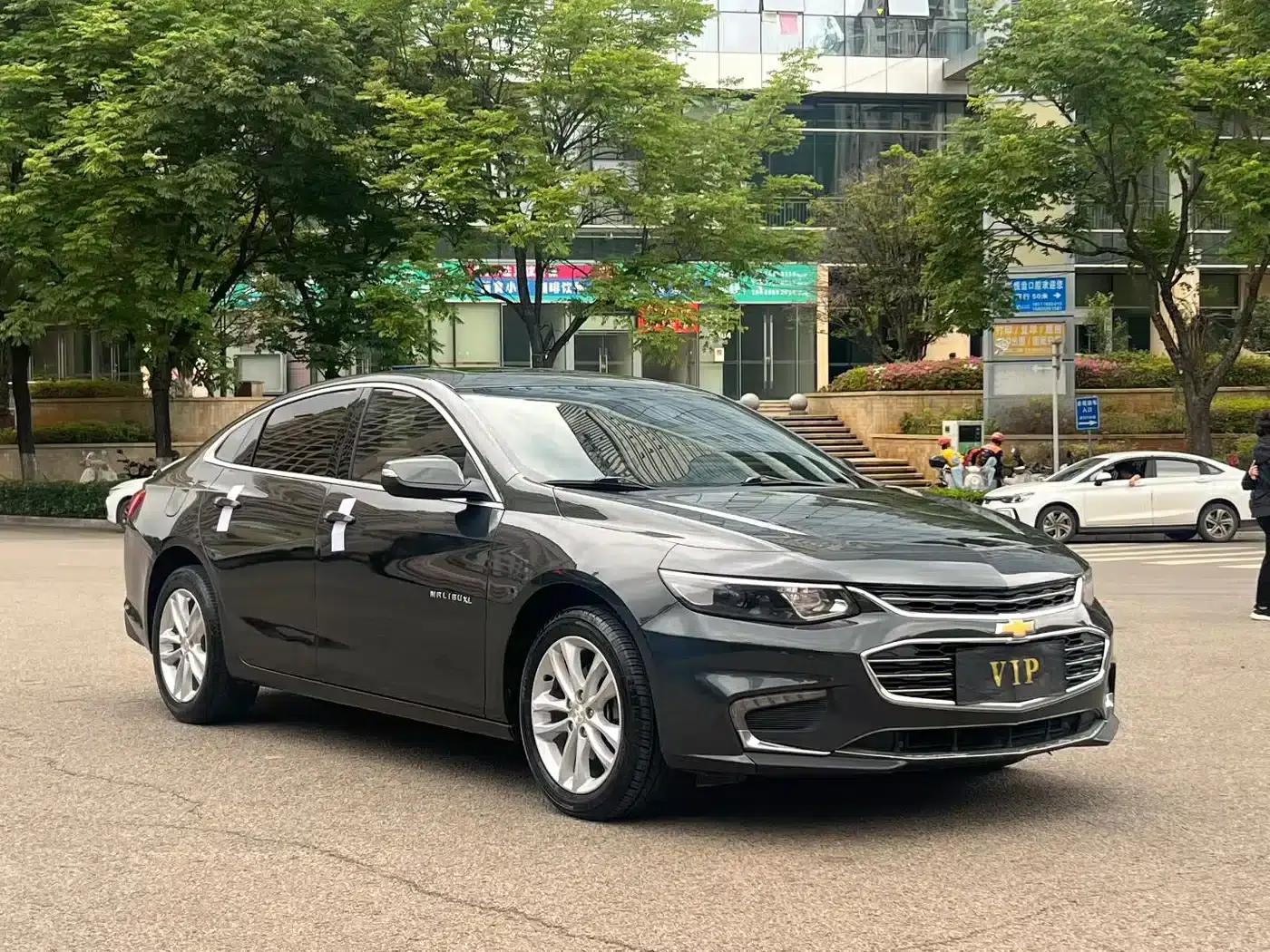 2017 Chevrolet Malibu XL 1.5T Automatic Elite Edition — миниатюра 3