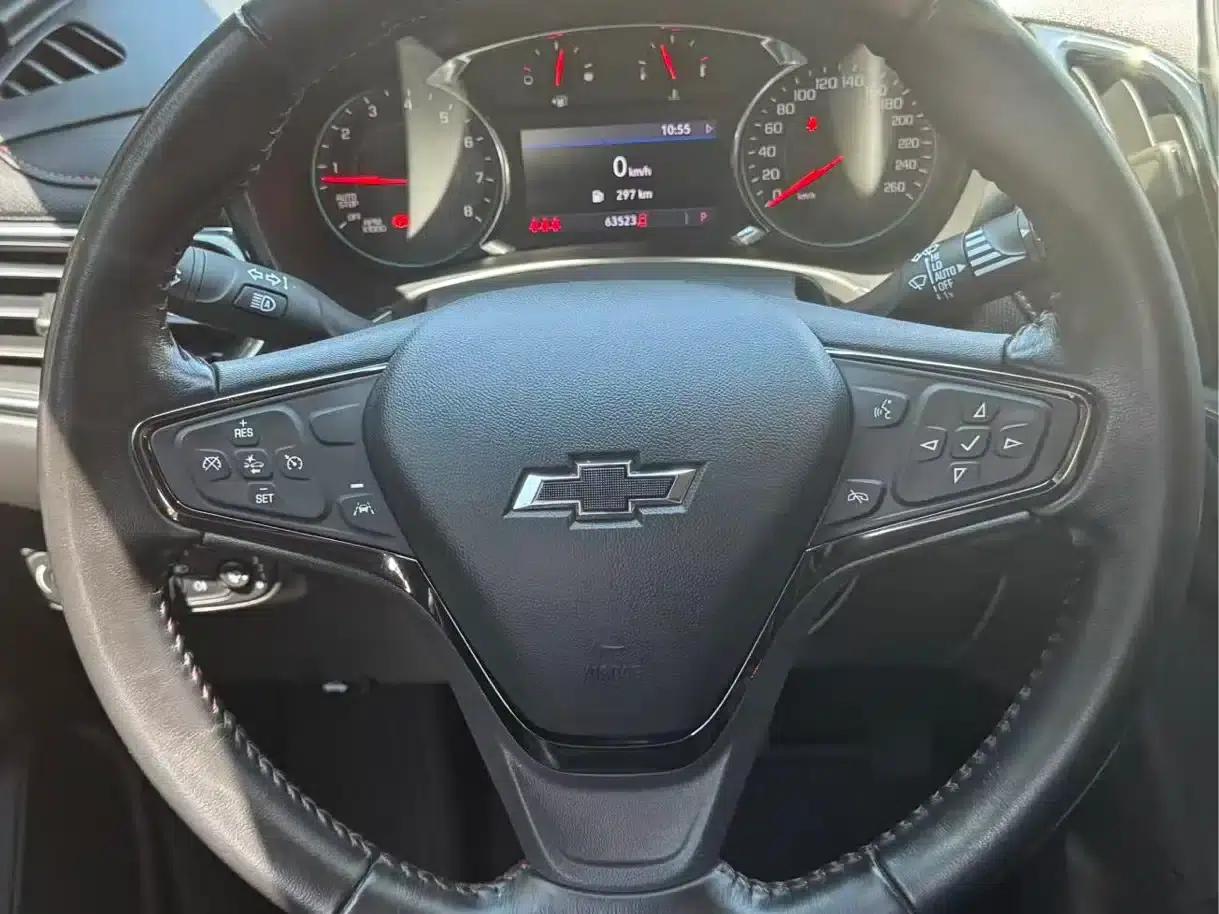 2022 Chevrolet Equinox Mild Hybrid 550T RS AWD Intelligent Defender Edition — миниатюра 11