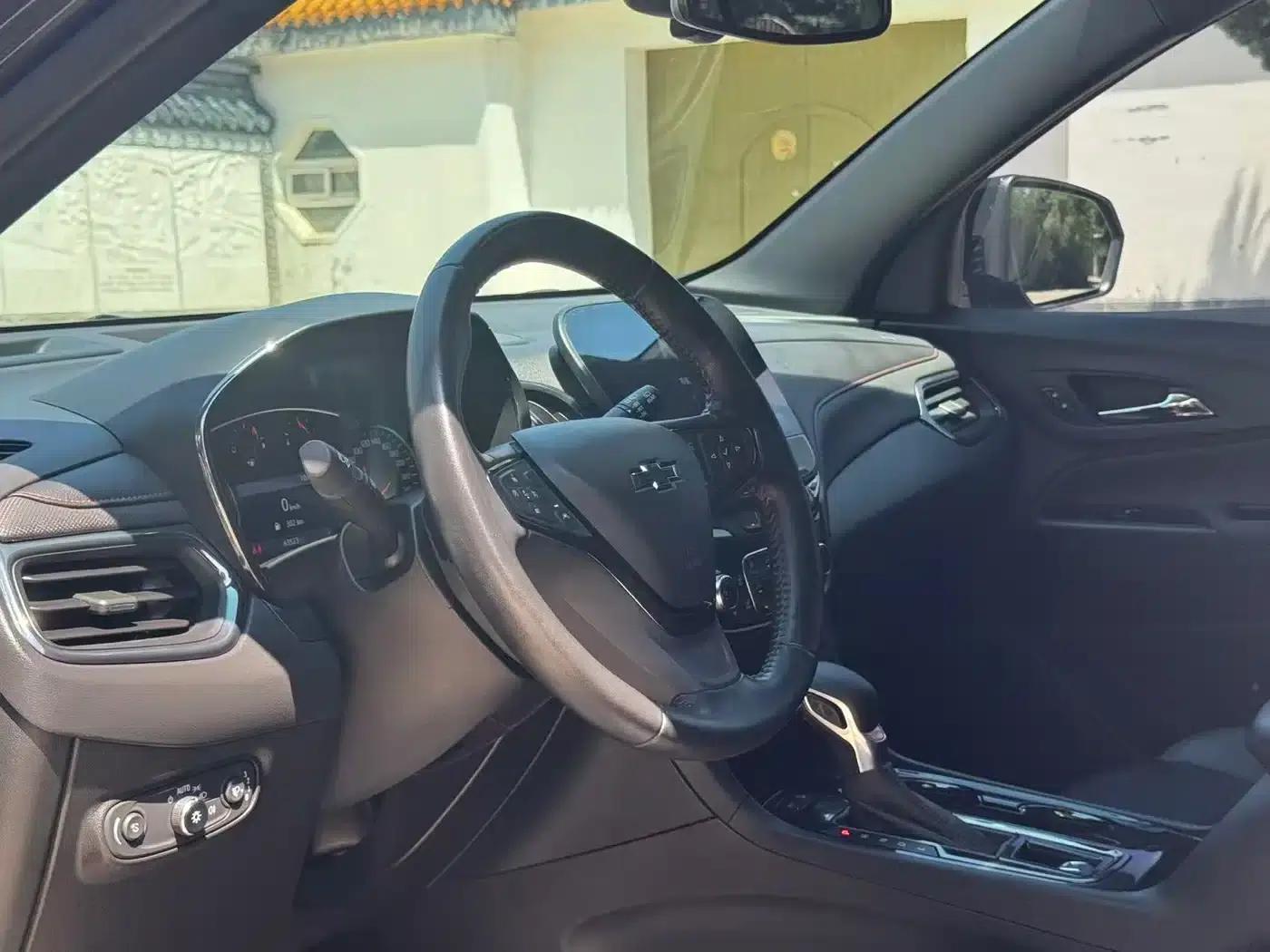 2022 Chevrolet Equinox Mild Hybrid 550T RS AWD Intelligent Defender Edition — миниатюра 6