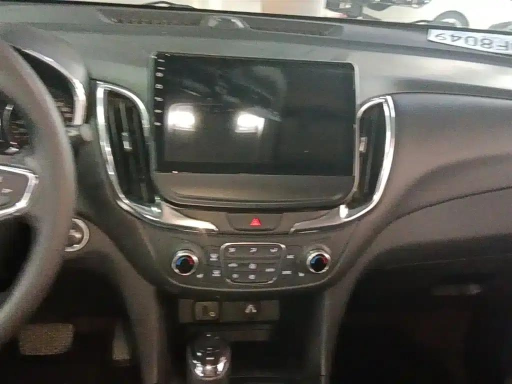 2017 Chevrolet Equinox 535T Automatic Edition — миниатюра 13