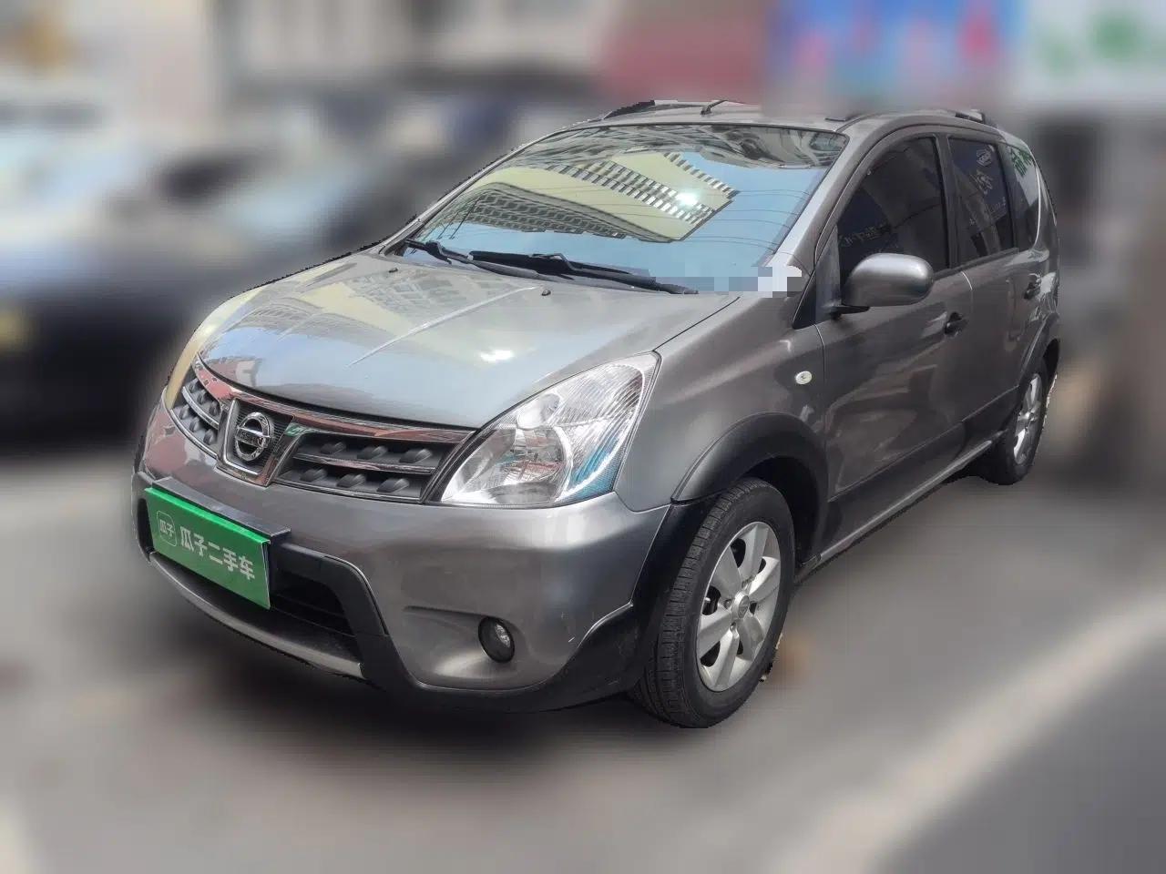 Nissan Livina 2010 Jingrui Edition 1.6L Automatic Smart Model — миниатюра 1