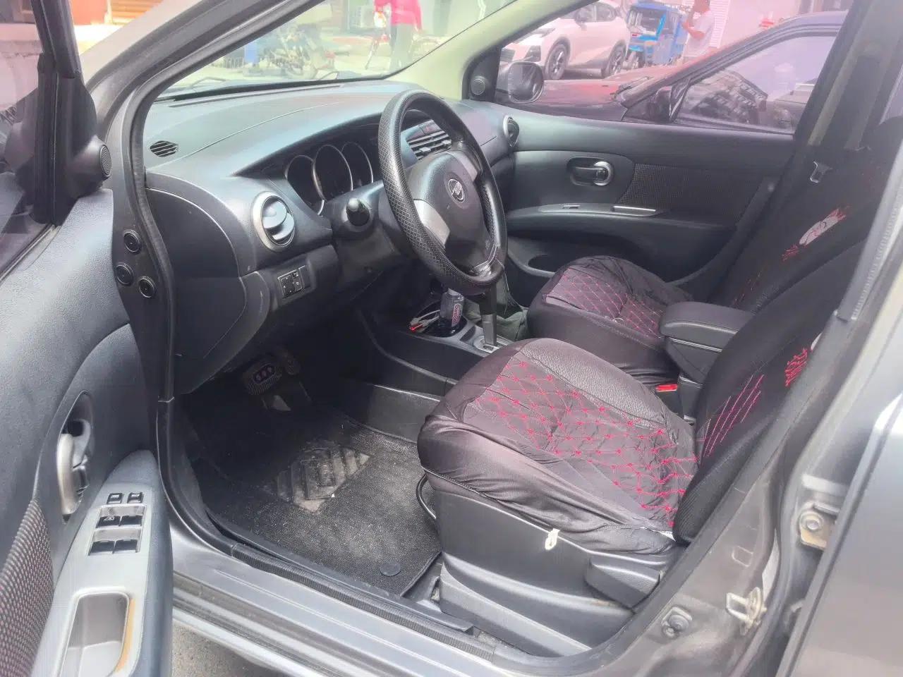 Nissan Livina 2010 Jingrui Edition 1.6L Automatic Smart Model — миниатюра 16