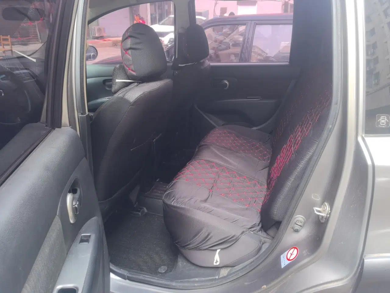 Nissan Livina 2010 Jingrui Edition 1.6L Automatic Smart Model — миниатюра 17
