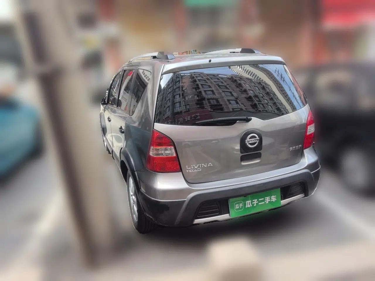 Nissan Livina 2010 Jingrui Edition 1.6L Automatic Smart Model — миниатюра 4