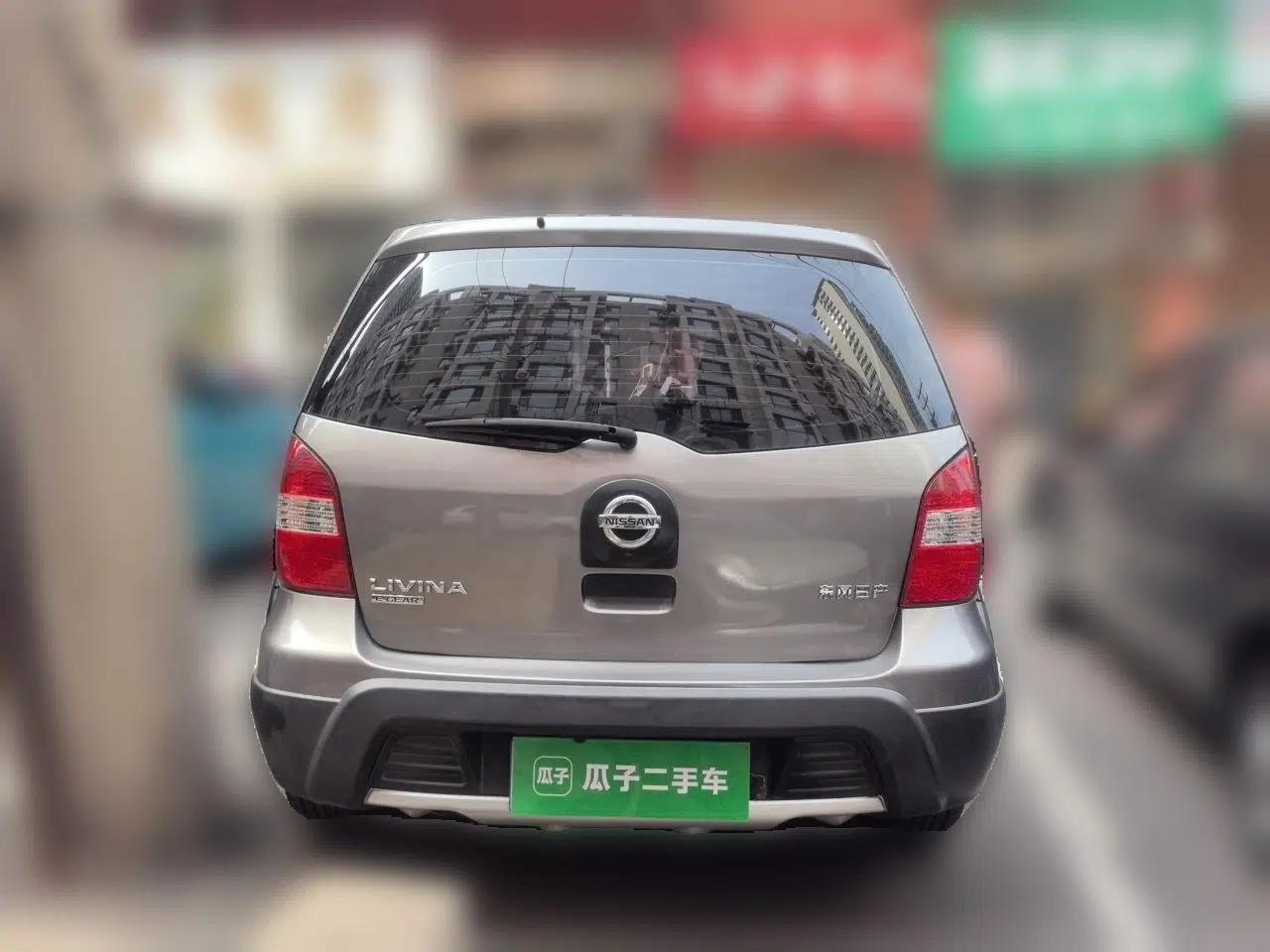 Nissan Livina 2010 Jingrui Edition 1.6L Automatic Smart Model — миниатюра 5