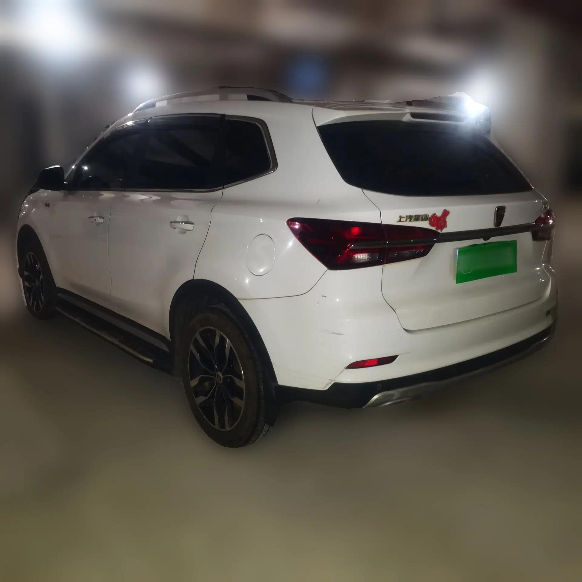 Roewe RX5 2016 20T Two-Wheel Drive Automatic Internet Smart Edition — миниатюра 4