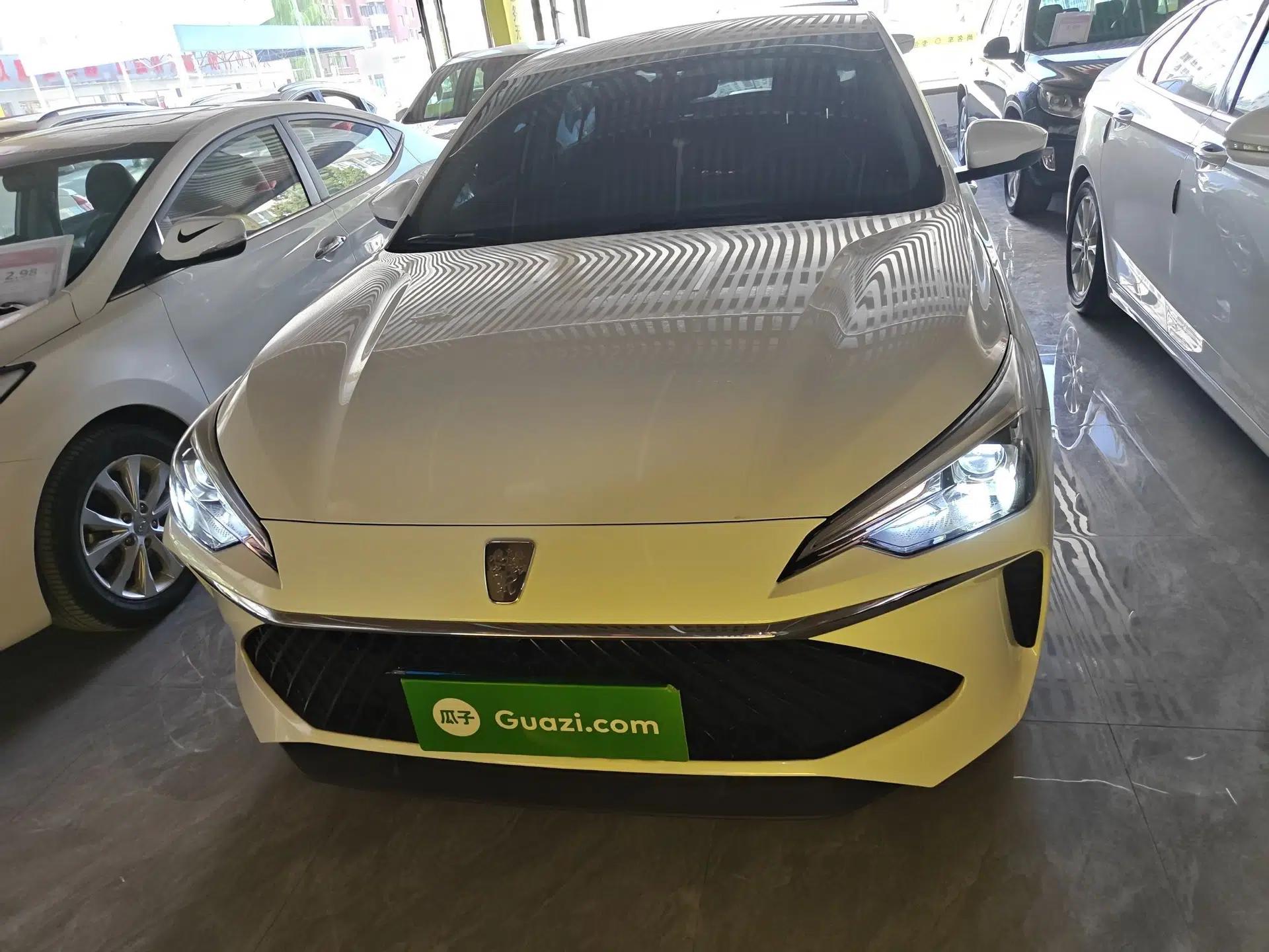 Roewe i5 2023 1.5L Manual Comfort Edition — миниатюра 2