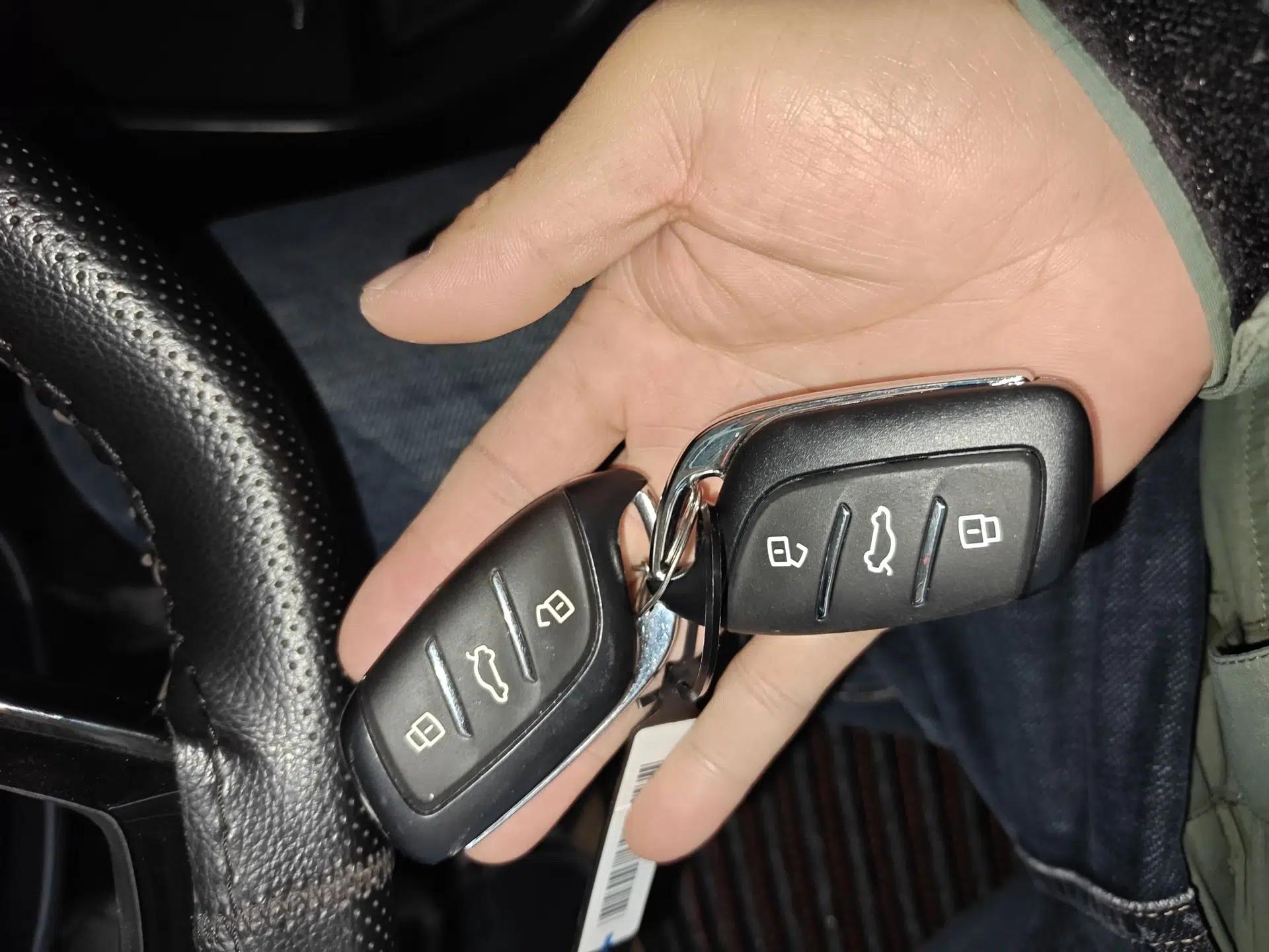 Roewe i5 2023 1.5L Manual Comfort Edition — миниатюра 28