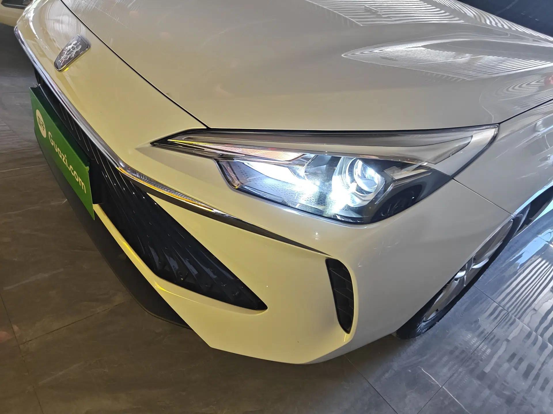 Roewe i5 2023 1.5L Manual Comfort Edition — миниатюра 8