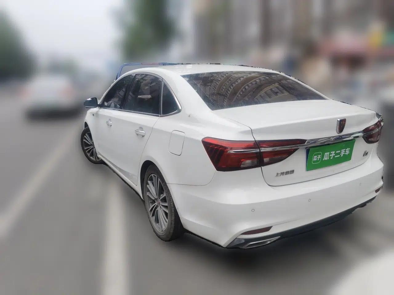 Roewe i6 2019 PLUS 1.6L CVT 4G Connected Flagship Deluxe Edition — миниатюра 4