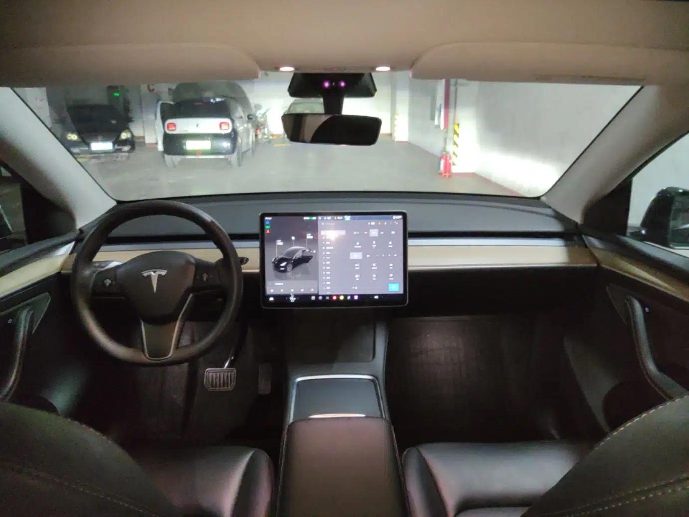 Tesla Model Y 2022 Revised Version Rear-Wheel Drive — миниатюра 12