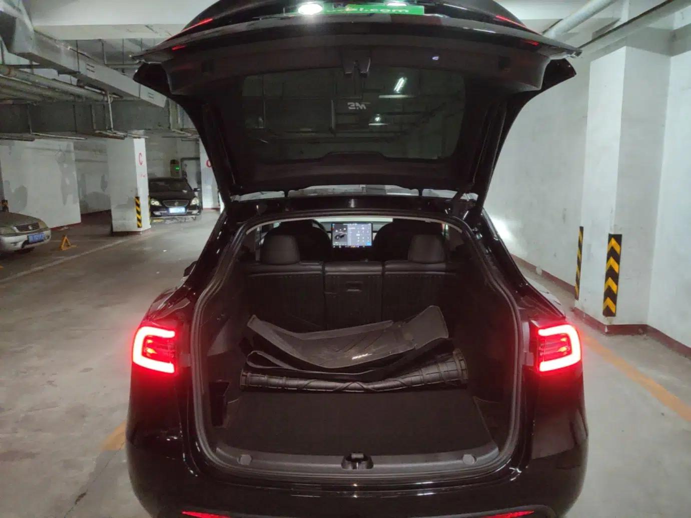 Tesla Model Y 2022 Revised Version Rear-Wheel Drive — миниатюра 22