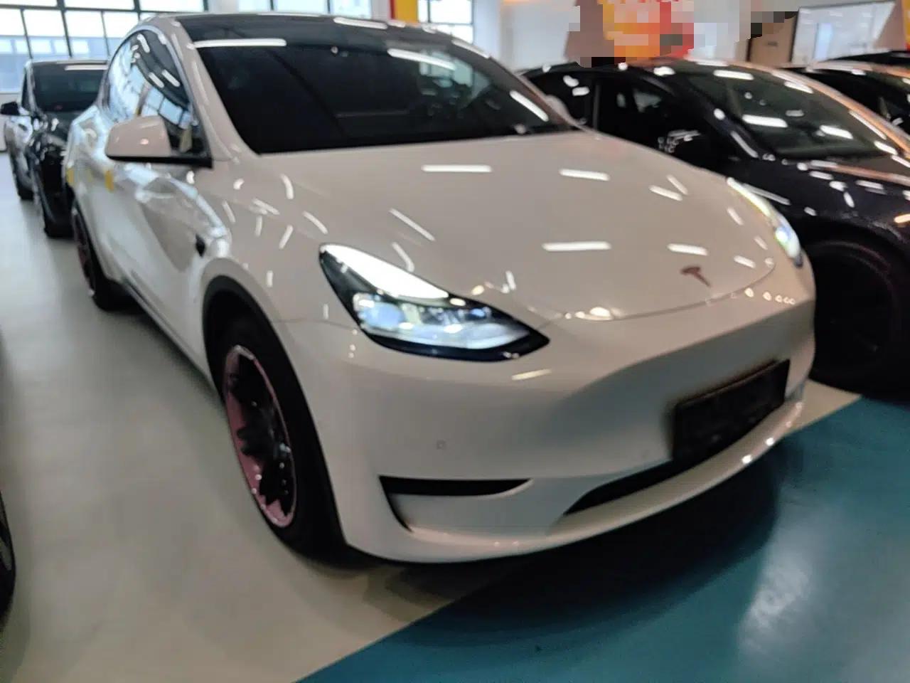 Tesla Model Y 2022 Rear-Wheel-Drive Version — миниатюра 3