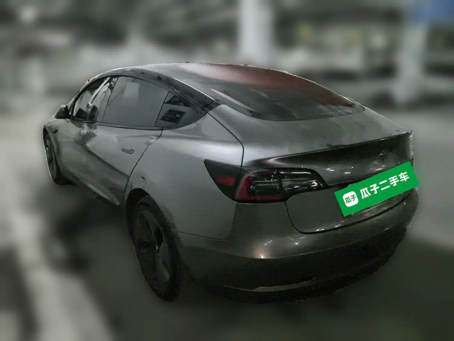 Tesla Model 3 2019 Long-Range Rear-Wheel-Drive Version — миниатюра 4