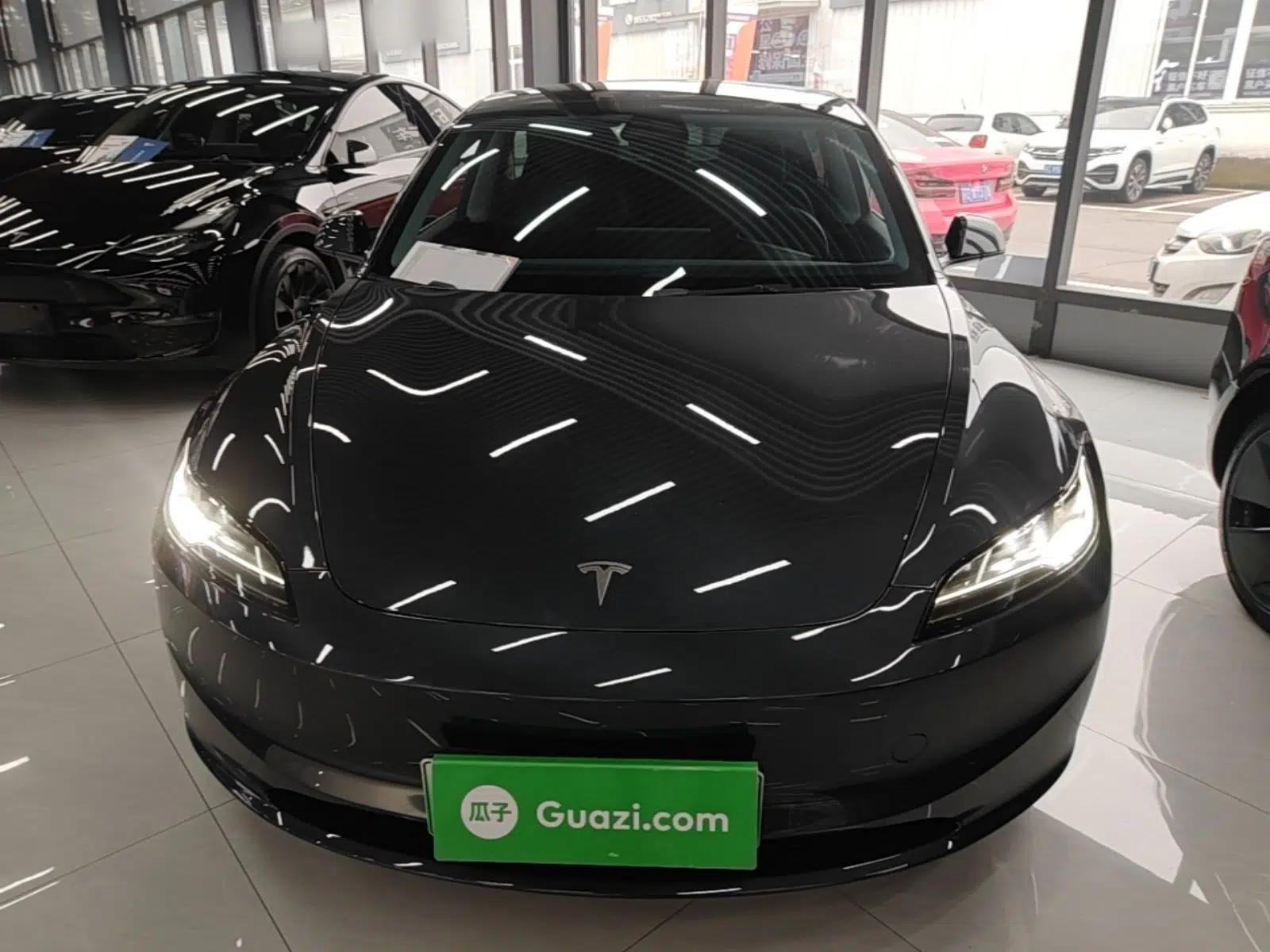 Tesla Model 3 2023 Rear-Wheel-Drive Version — миниатюра 2
