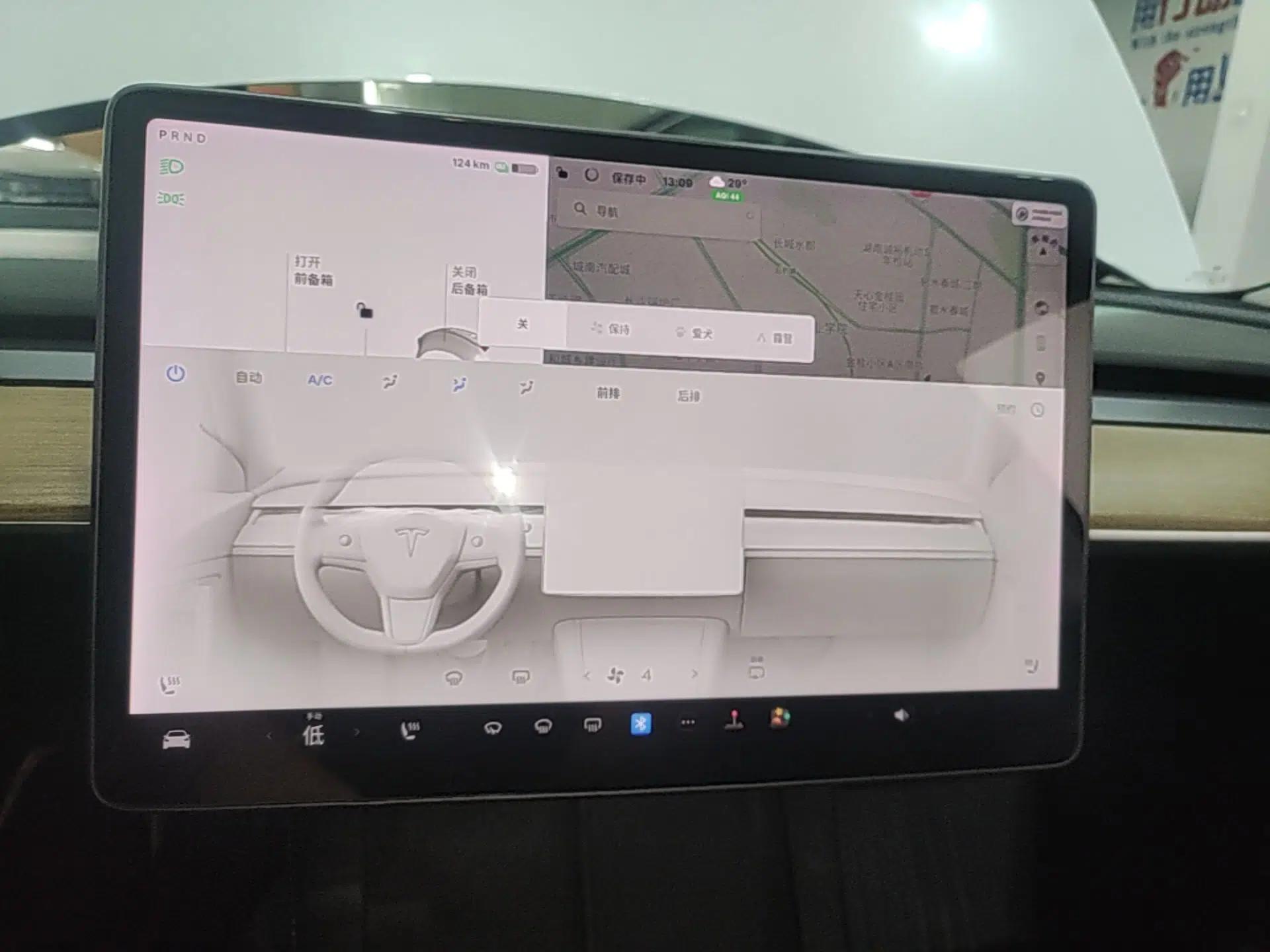 Tesla Model 3 2021 Standard Range Rear-Drive Upgraded Version — миниатюра 15
