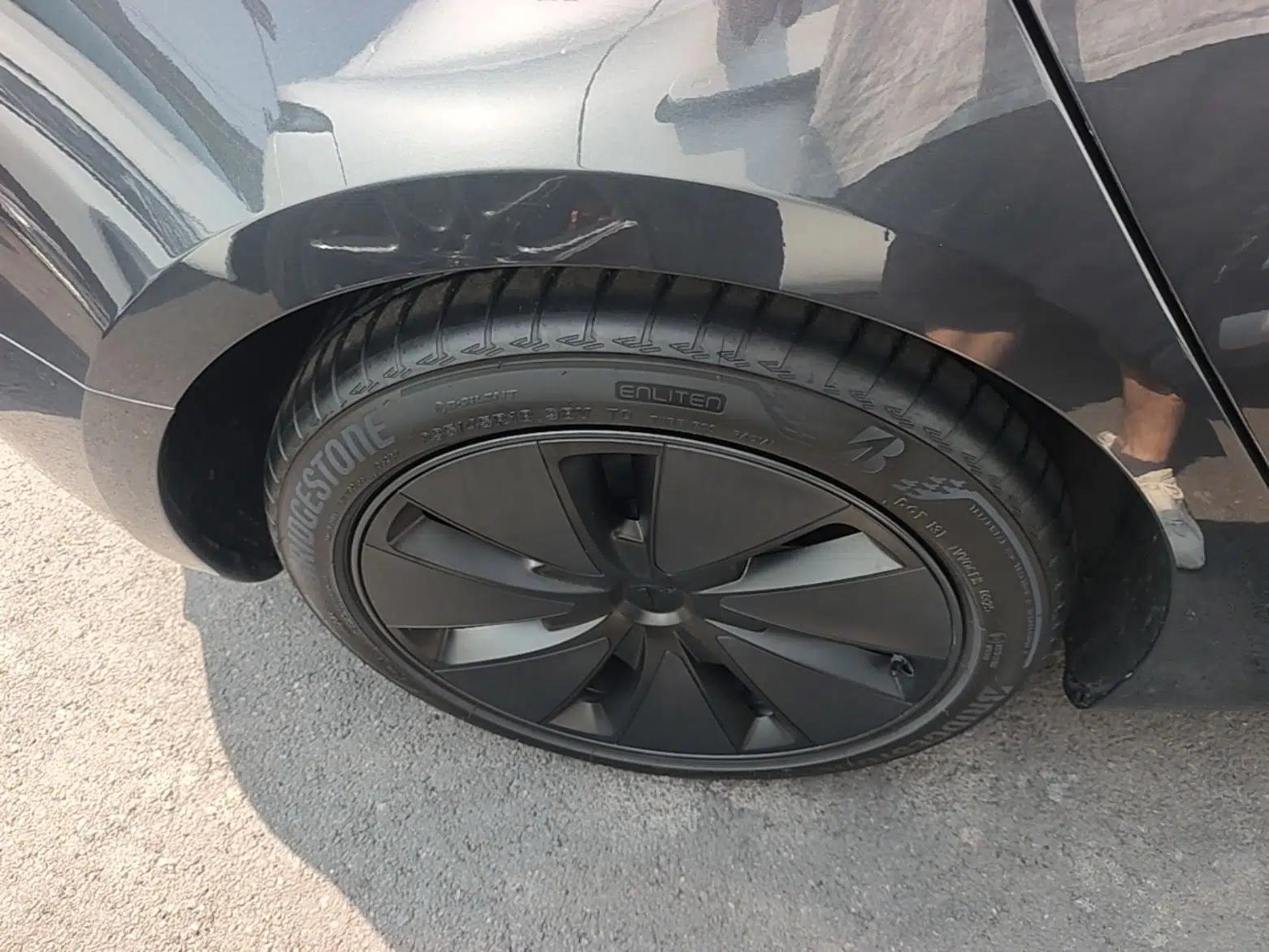 Tesla Model 3 2025 Rear-Wheel-Drive Version — миниатюра 16