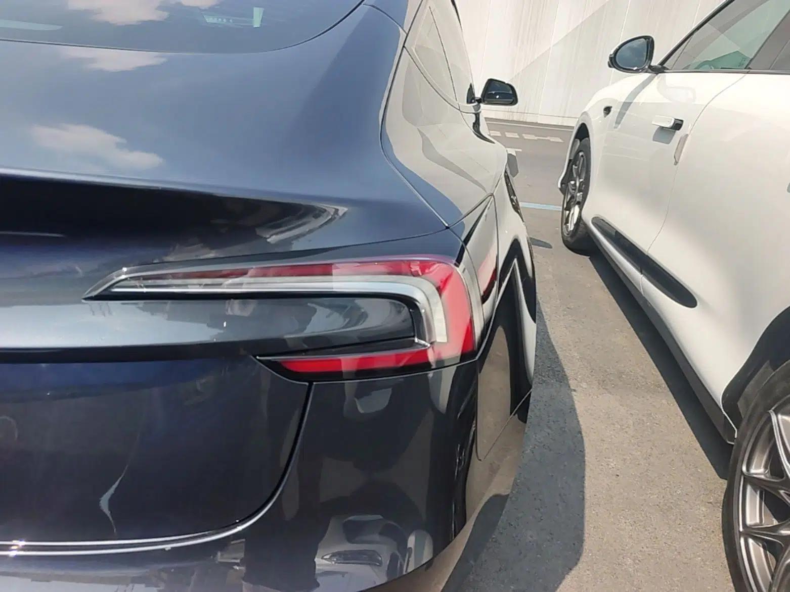 Tesla Model 3 2025 Rear-Wheel-Drive Version — миниатюра 9