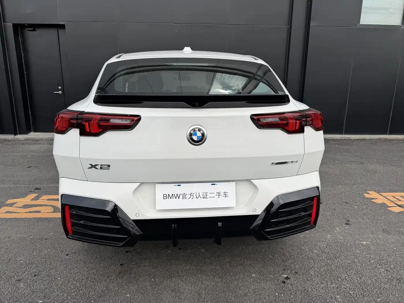 2025 BMW X2 Imported sDrive25i M Sport Package — миниатюра 3