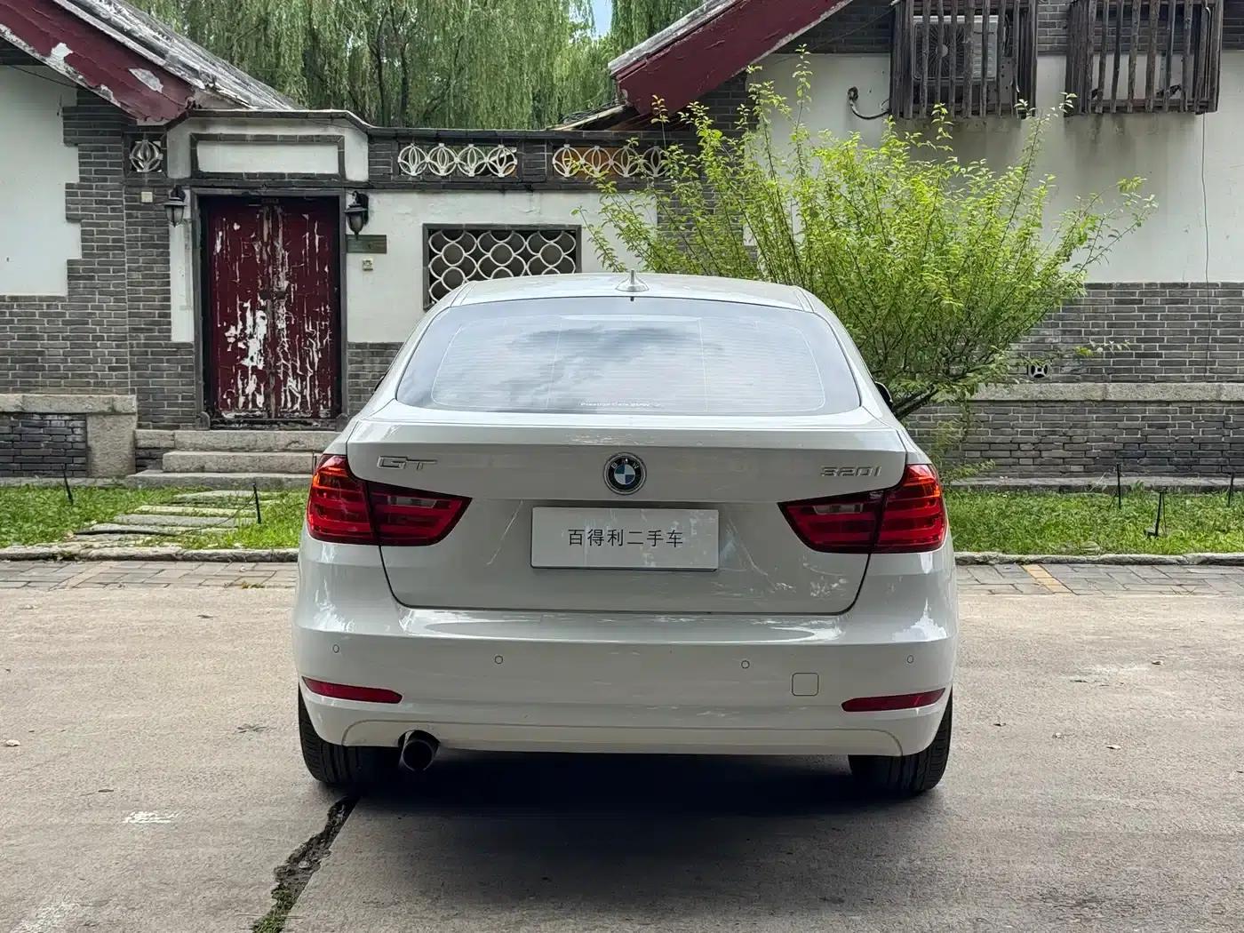 BMW 3 Series GT 2014 320i Leading Edition — миниатюра 3