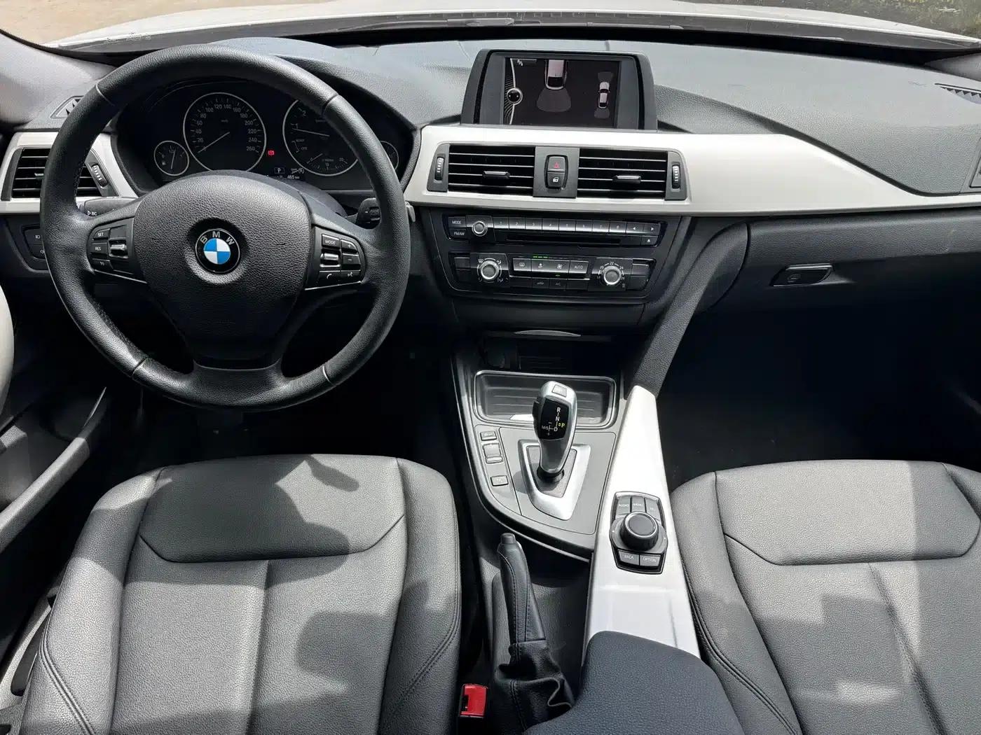 BMW 3 Series GT 2014 320i Leading Edition — миниатюра 10