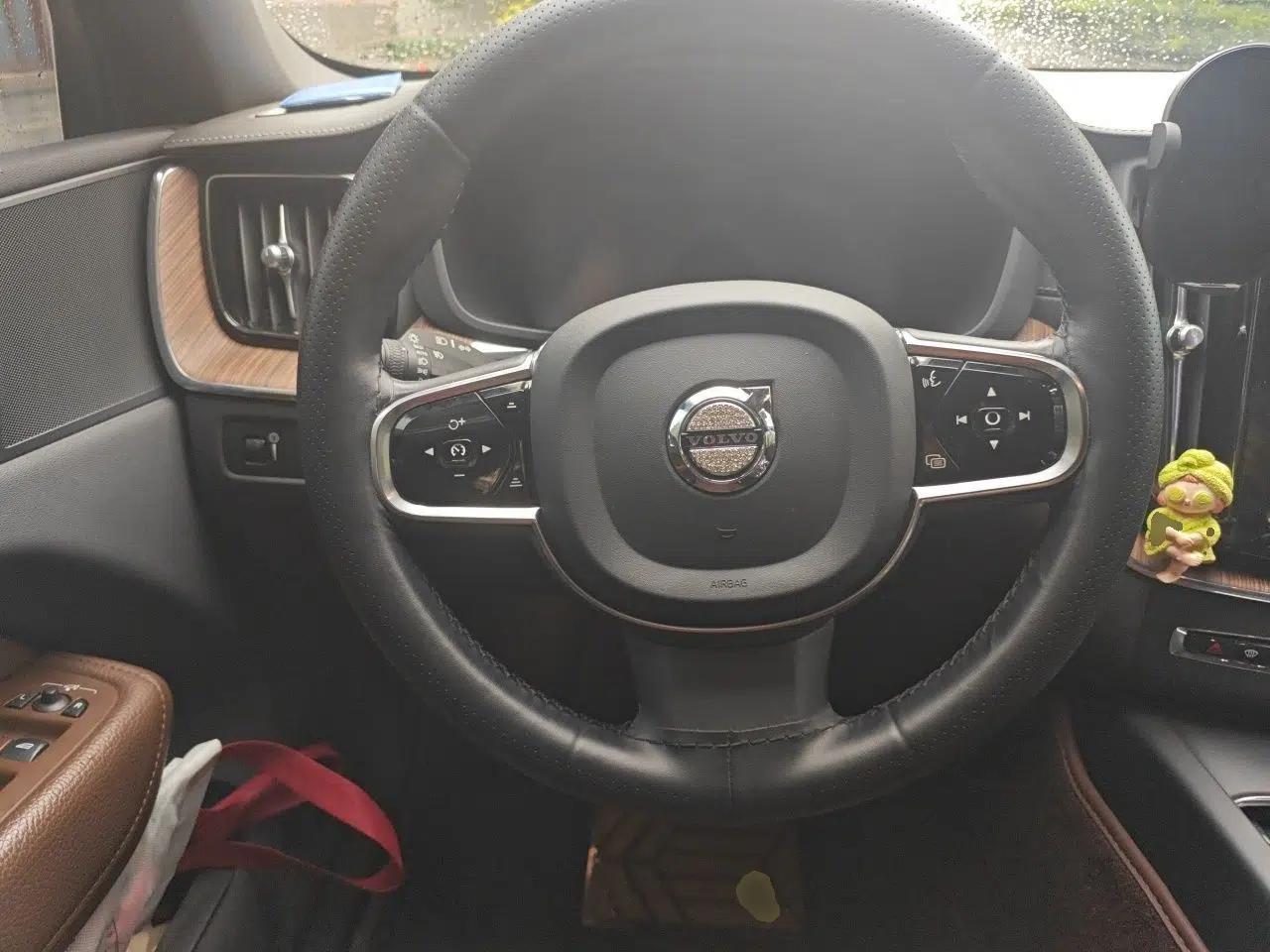 Volvo XC60 2020 T5 4x4 Smart Luxury Edition — миниатюра 10