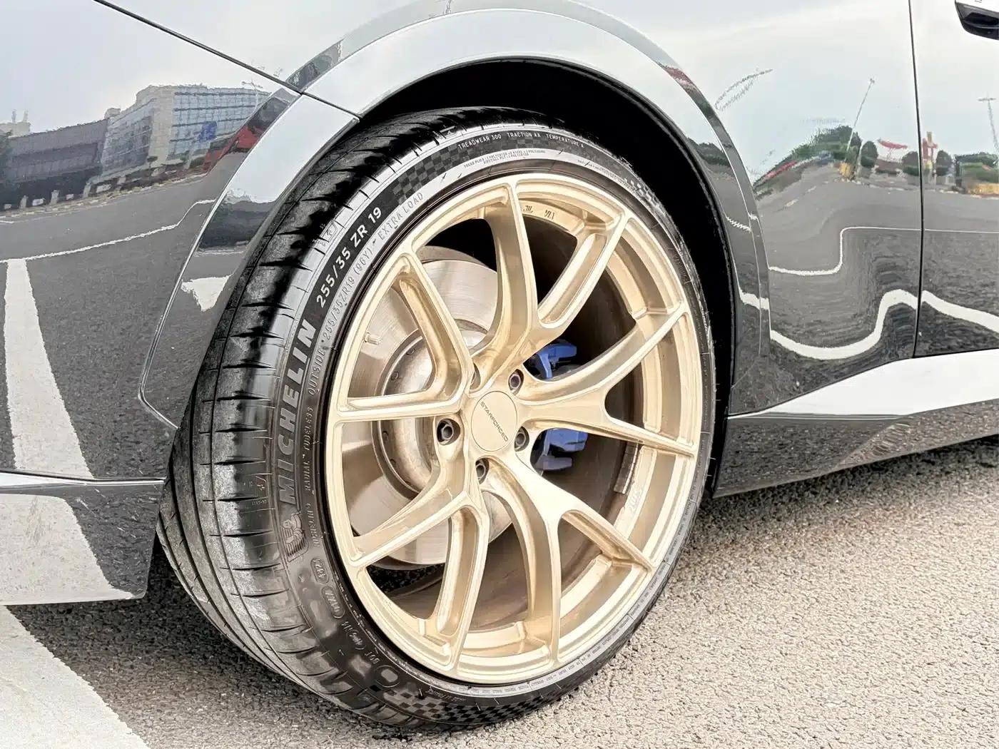 2026 BMW M240i — миниатюра 13