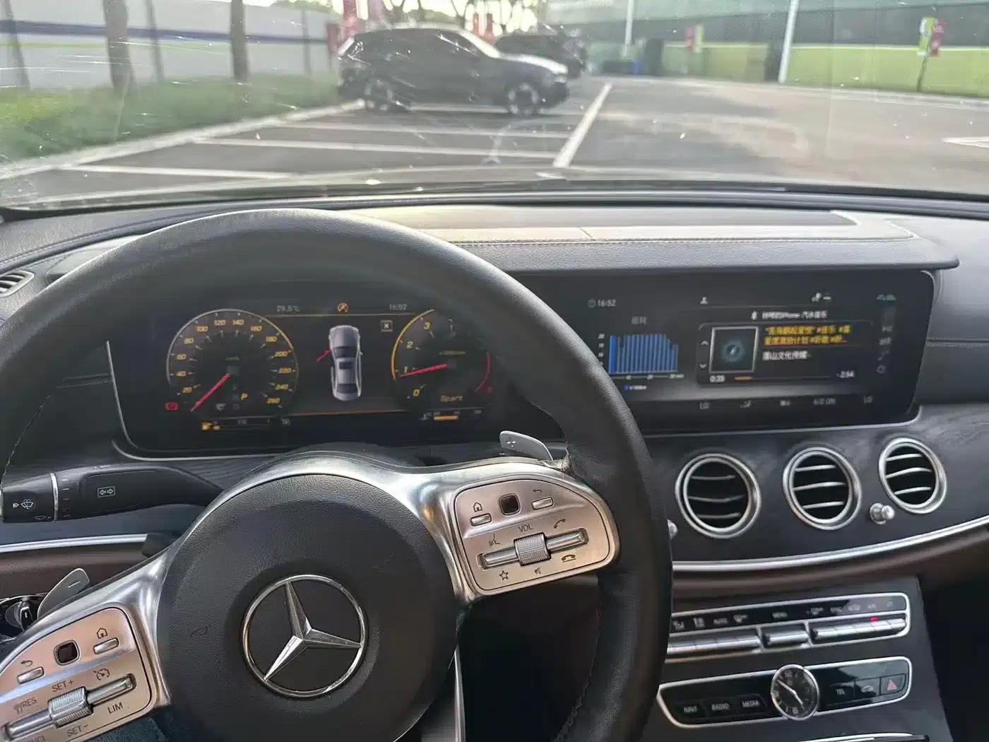 2019 Mercedes-Benz E-Class E 300 L Luxury — миниатюра 11