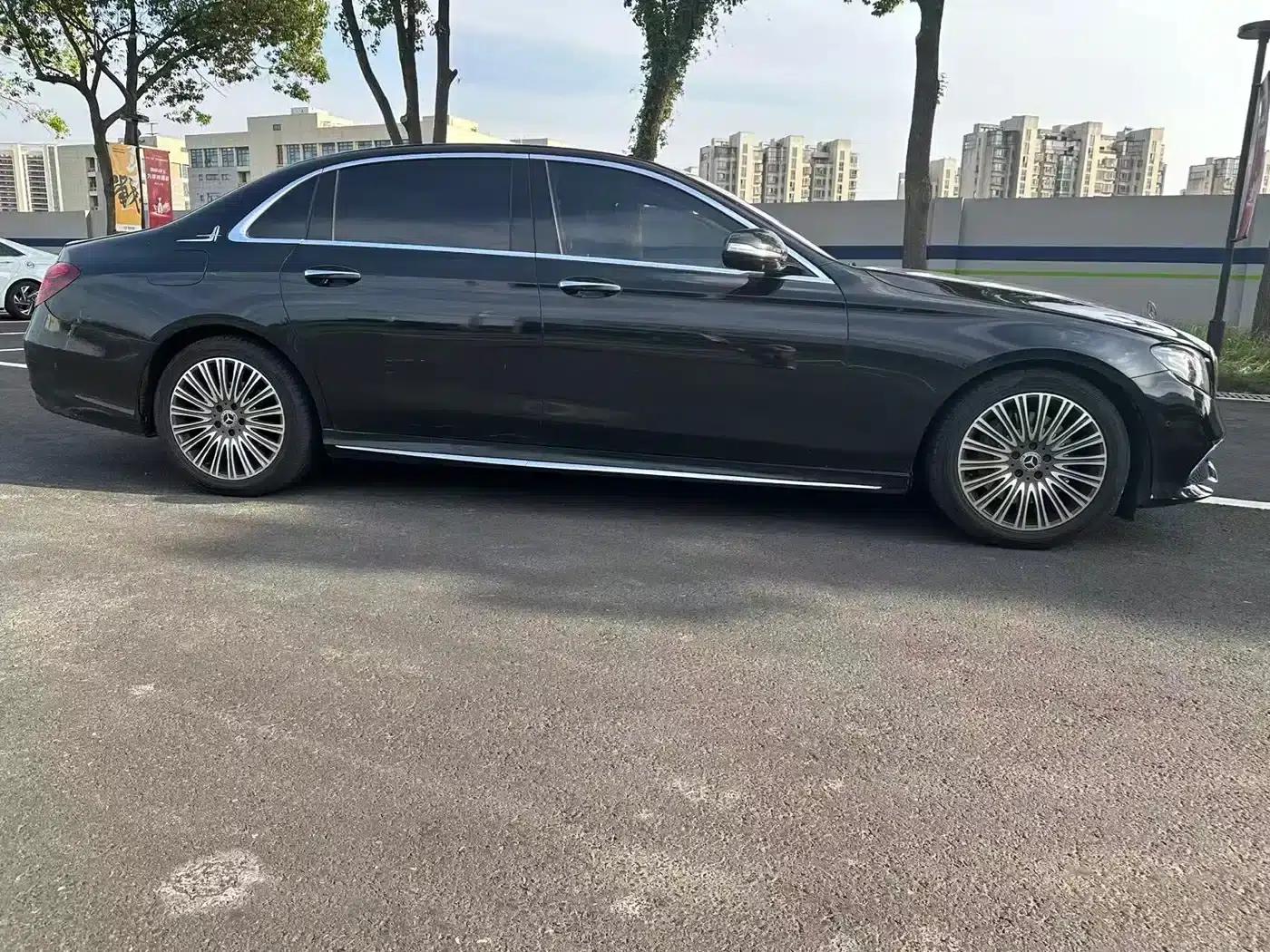 2019 Mercedes-Benz E-Class E 300 L Luxury — миниатюра 16