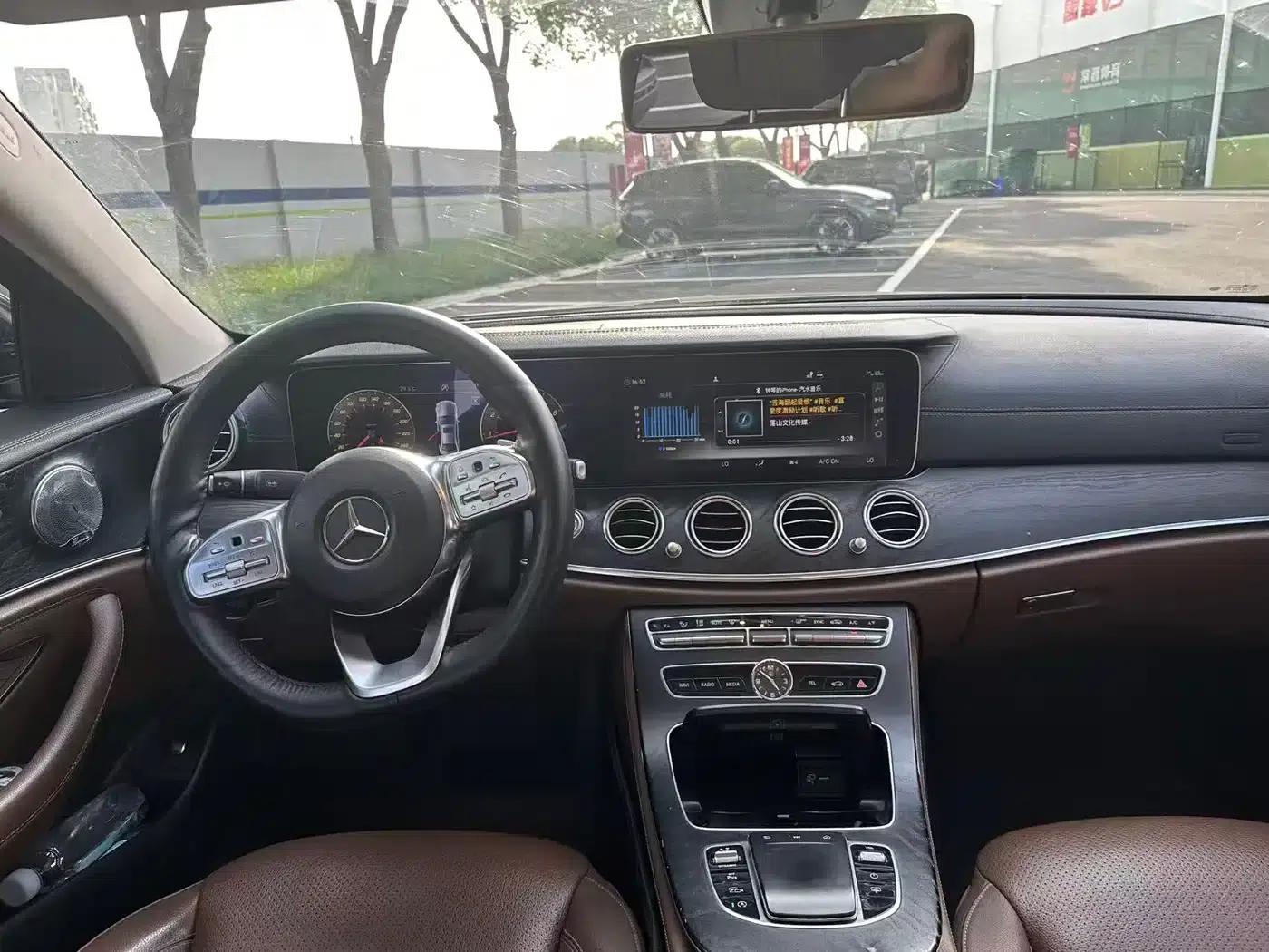 2019 Mercedes-Benz E-Class E 300 L Luxury — миниатюра 7
